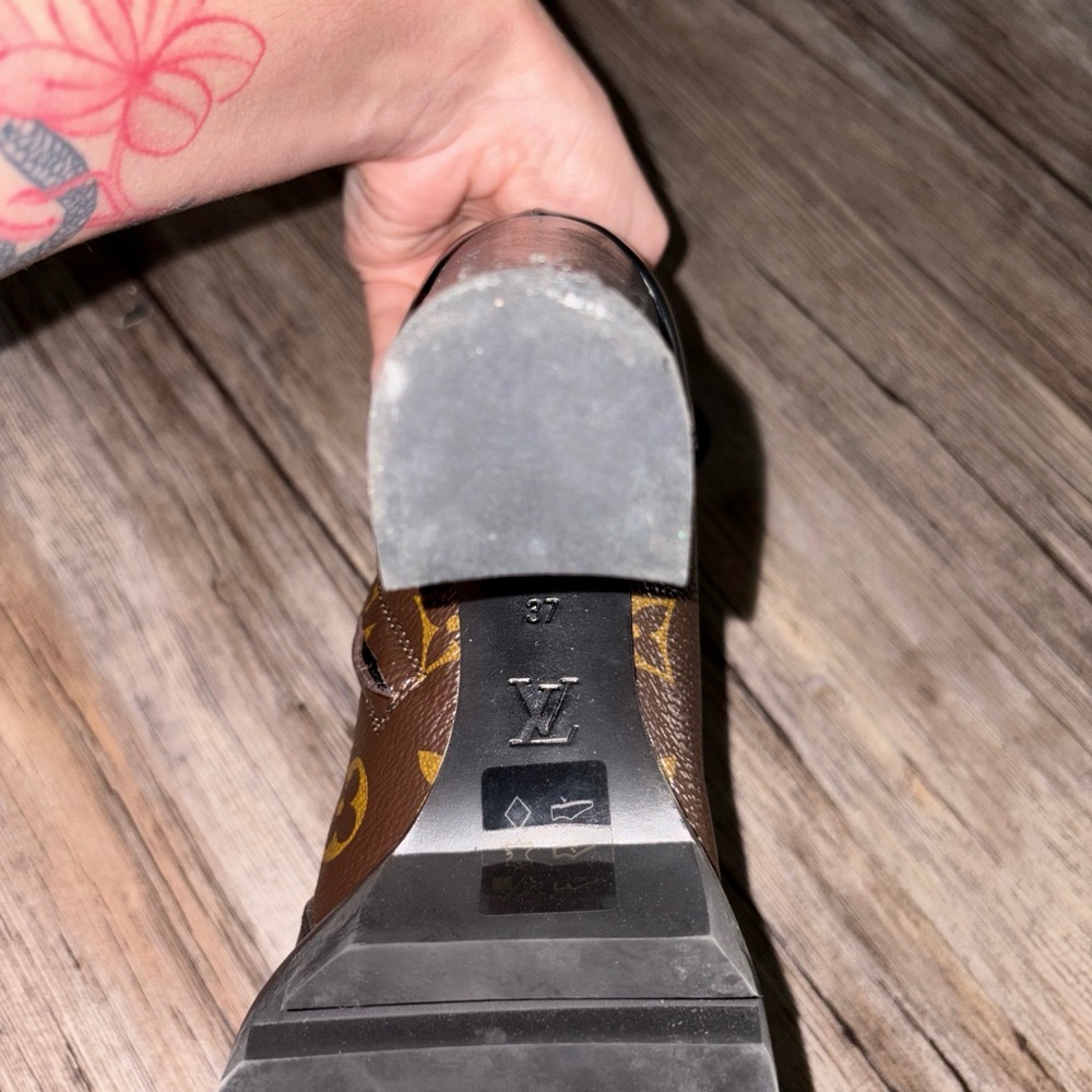 Louis Vuitton Star Trail Ankle Boots - Picture 5 of 6